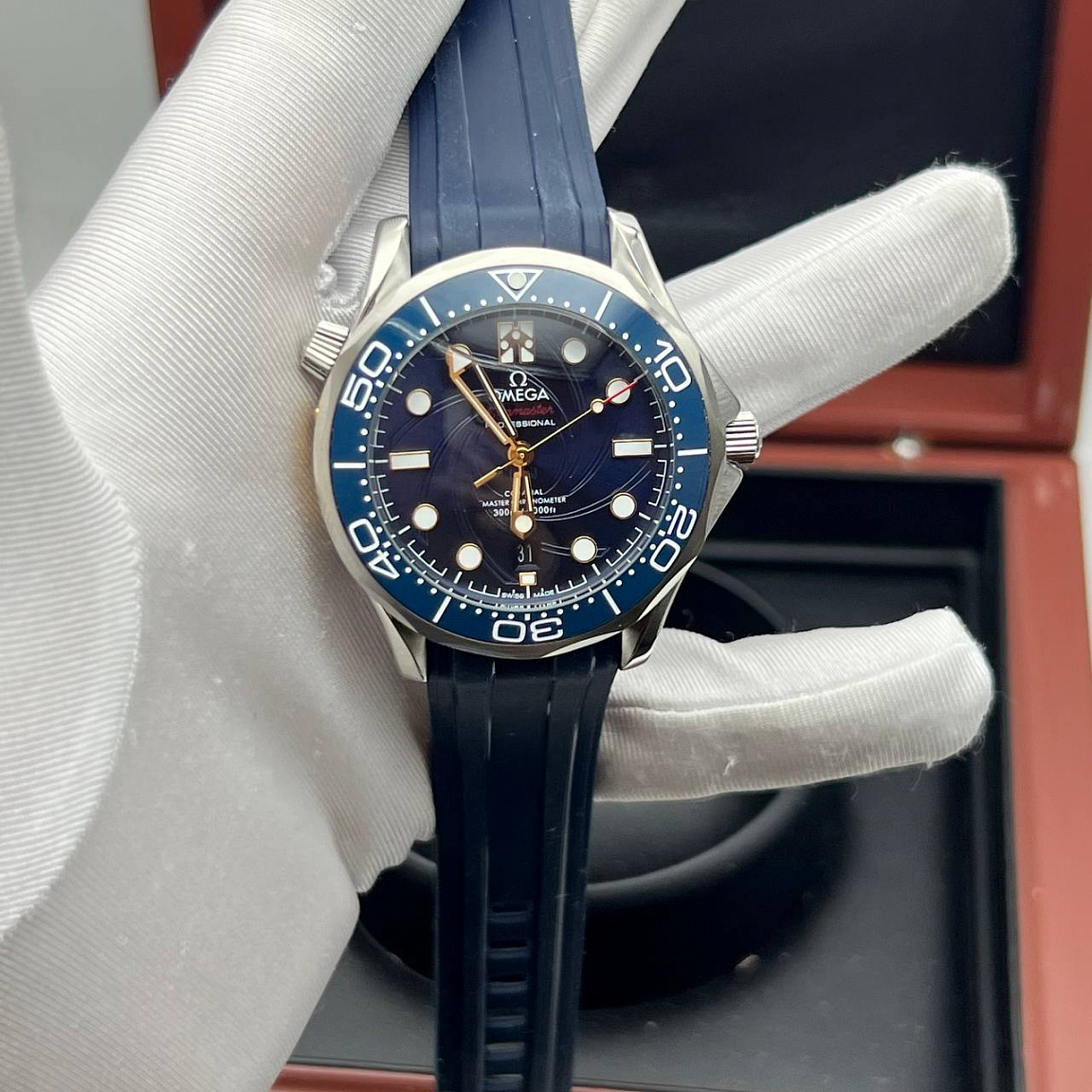 Мужские часы Omega Seamaster Diver 300м
