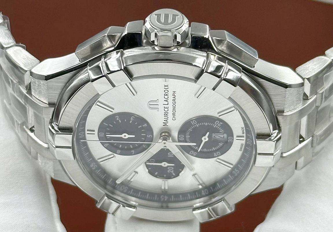 Популярные часы Maurice Lacroix Aikon Chronograph