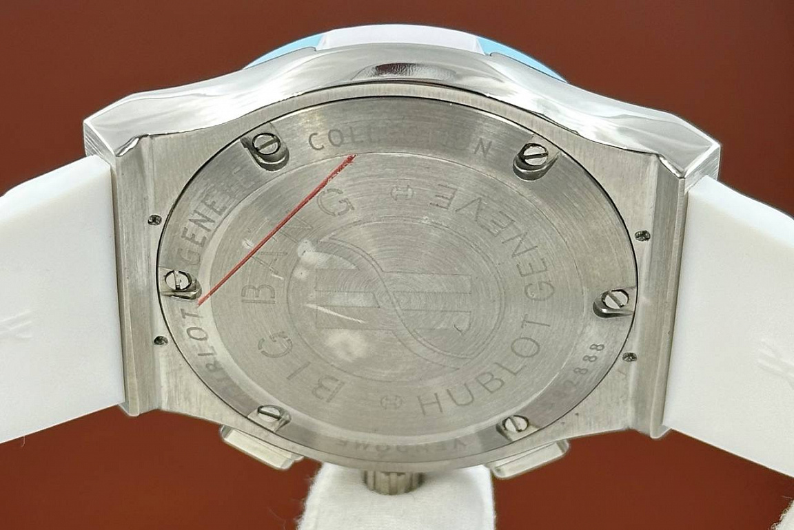 Стильные часы Hublot - Classic Fusion Chronograph