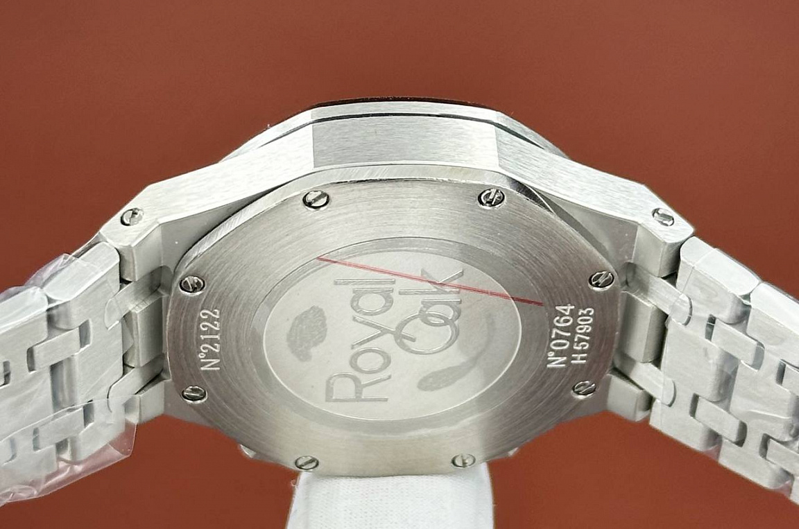 Женские часы Audemars Piguet Royal Oak Chronograph