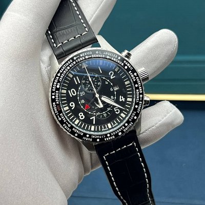 Механика премиум класса IWC Schaffhausen Pilot’s Watch Timezoner Chronograph 46 мм