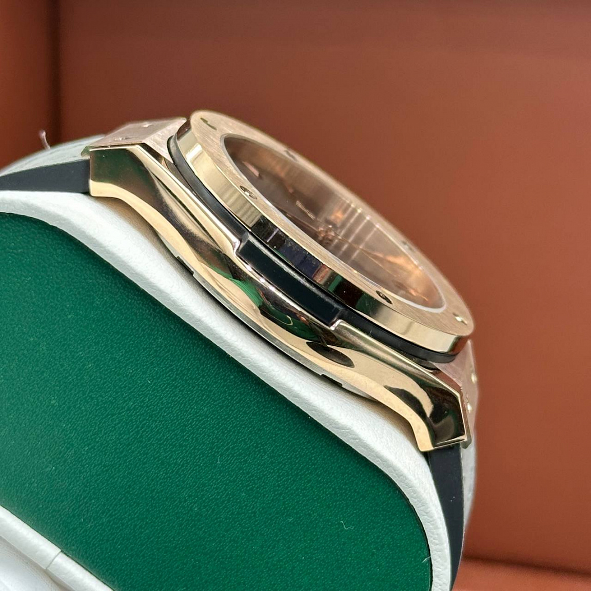Классические часы Hublot - Classic Fusion
