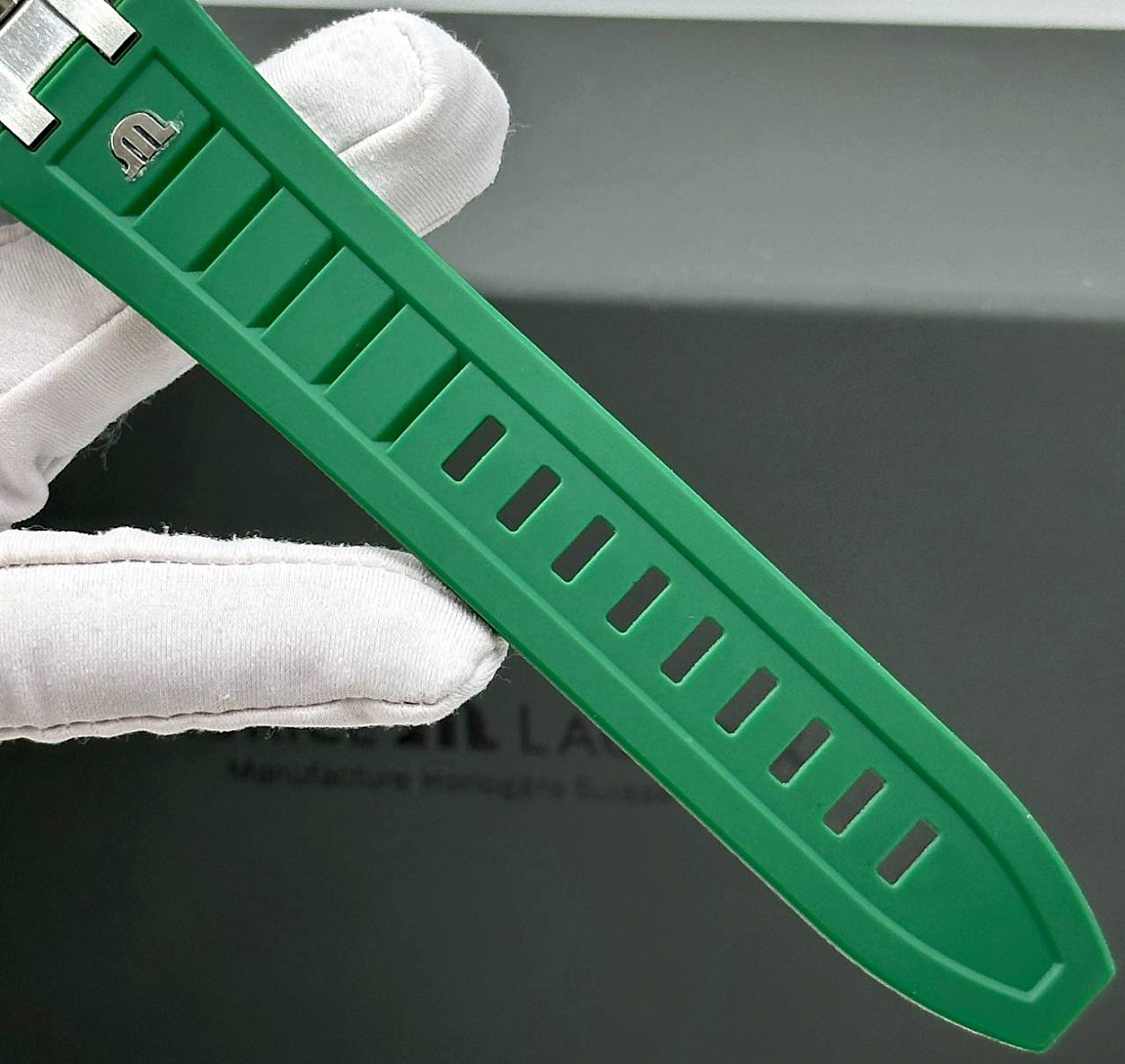 Популярные Часы Maurice Lacroix Aikon Venturer