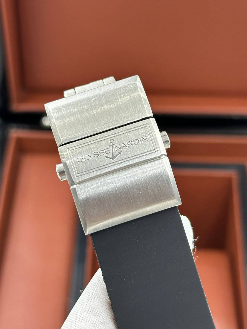 Механические часы Ulysse Nardin Maxi Marine