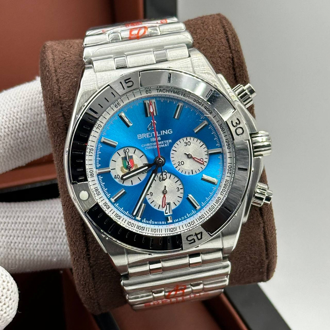 Мощные часы Breitling - Chronomat