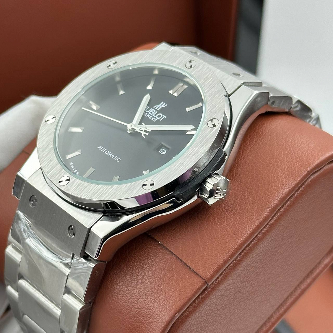 Мощные часы Hublot - Classic Fusion King Iron