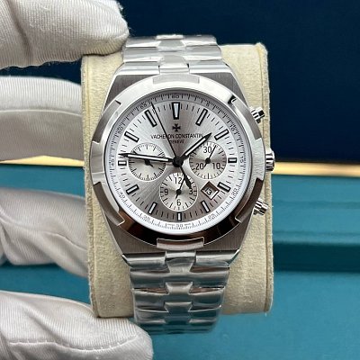 Механика премиум класса Vacheron Constantin Overseas Chronograph 41 мм