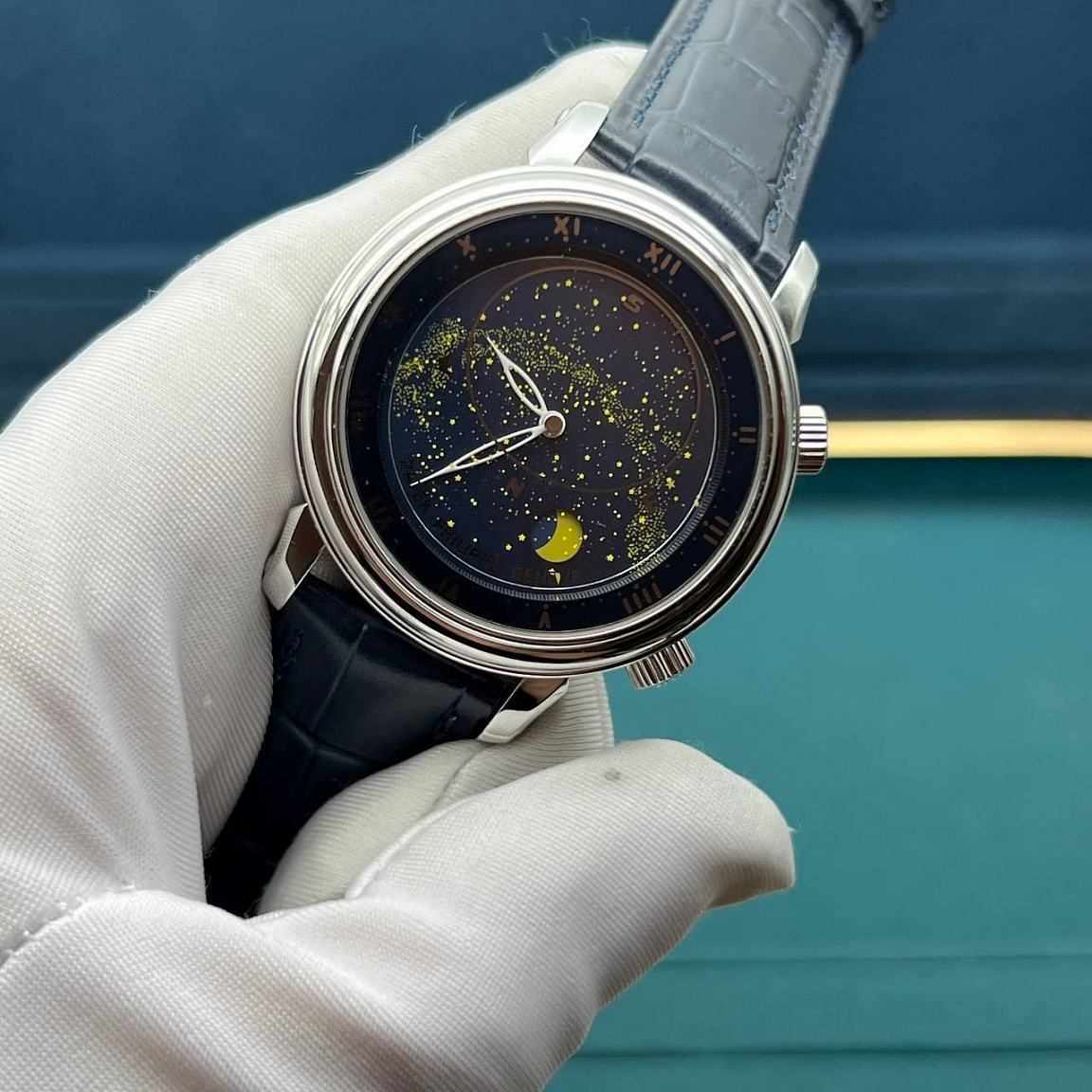 Starry Sky Automatic 43 мм с механизмом на базе японского Miyota, часовой сталью и кожаным ремнём