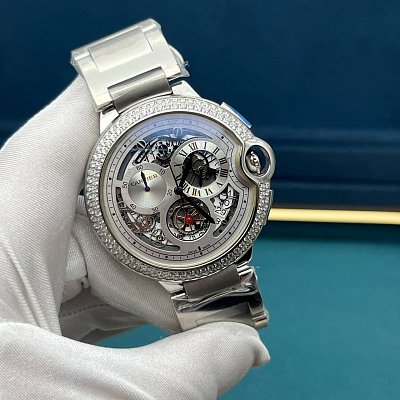 Премиальные часы Cartier Rotonde de Cartier 43 мм