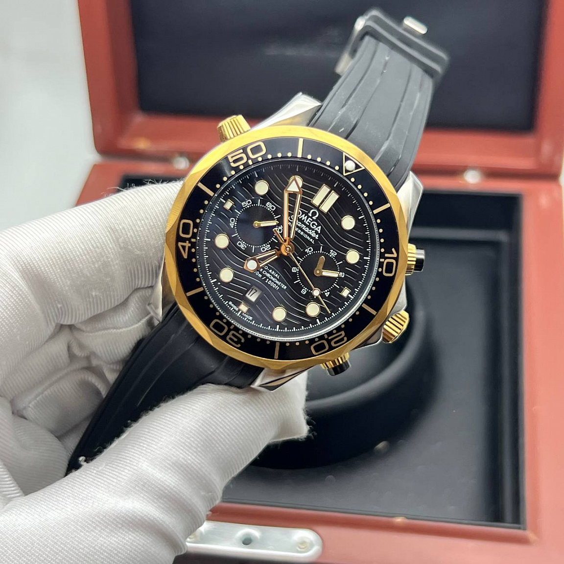 Мужские часы Omega Seamaster Diver 300м