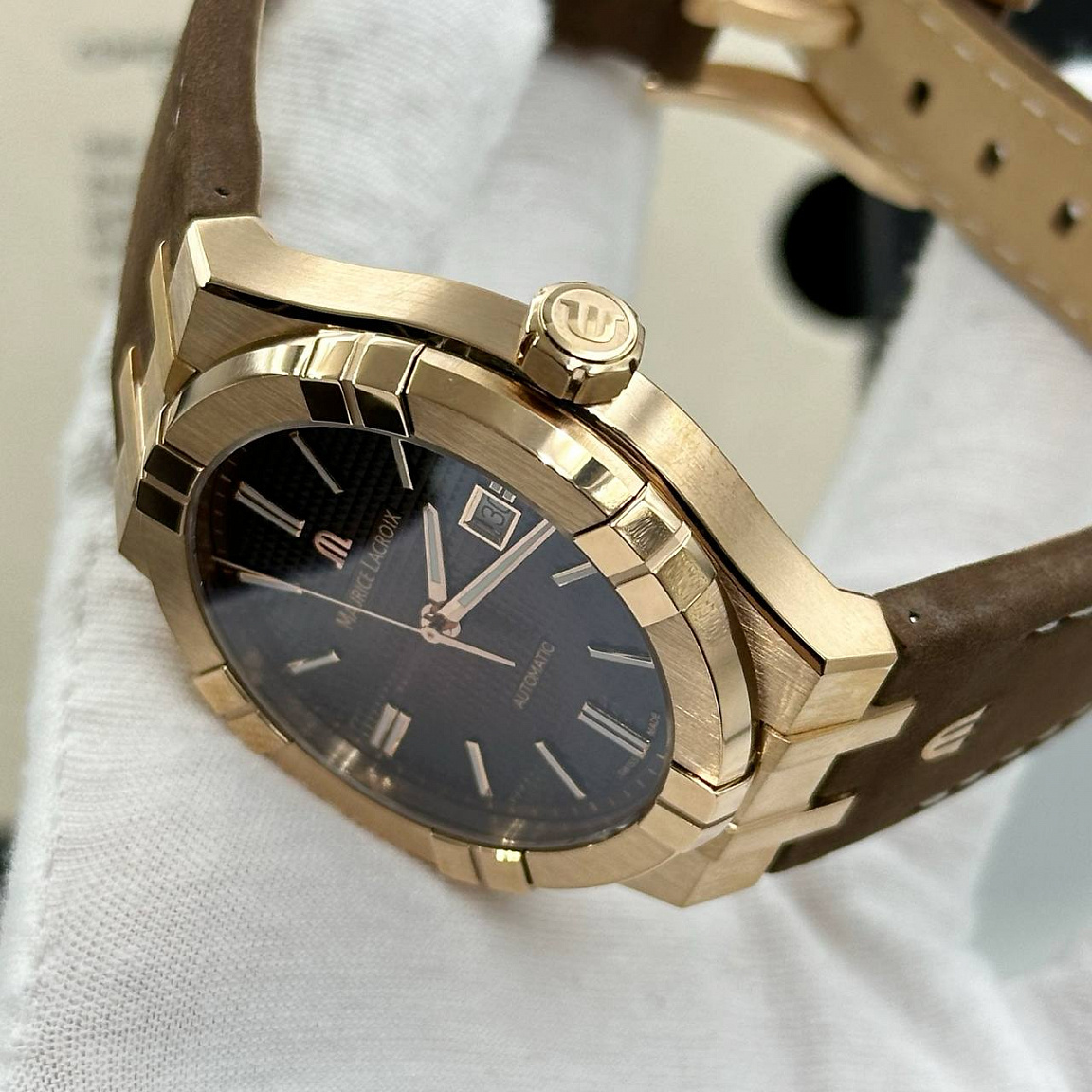 Популярные Часы Maurice Lacroix Aikon Automatic Bronze Limited Edition