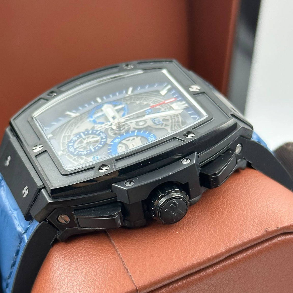 Популярные часы Hublot - Spirit Of Big Bang