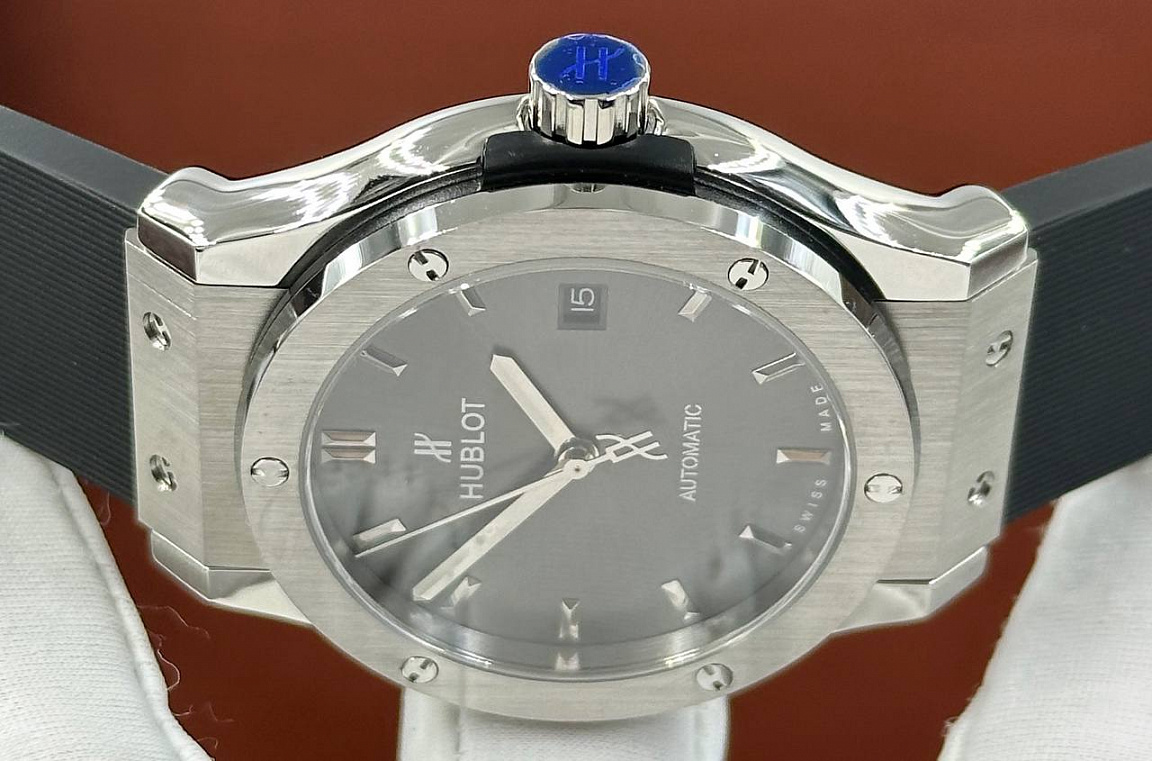 Классические часы Hublot - Classic Fusion
