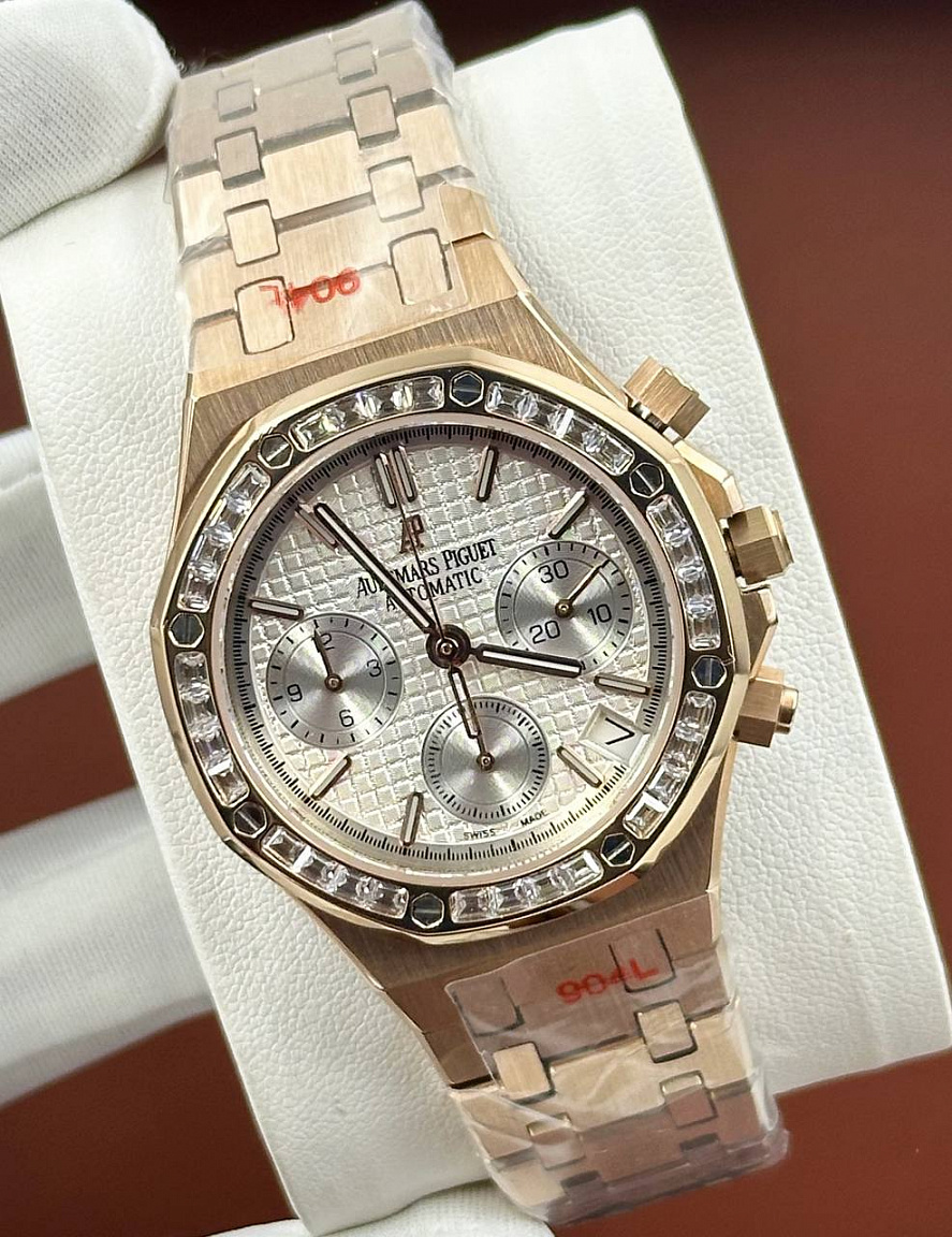 Женские часы Audemars Piguet Royal Oak Chronograph