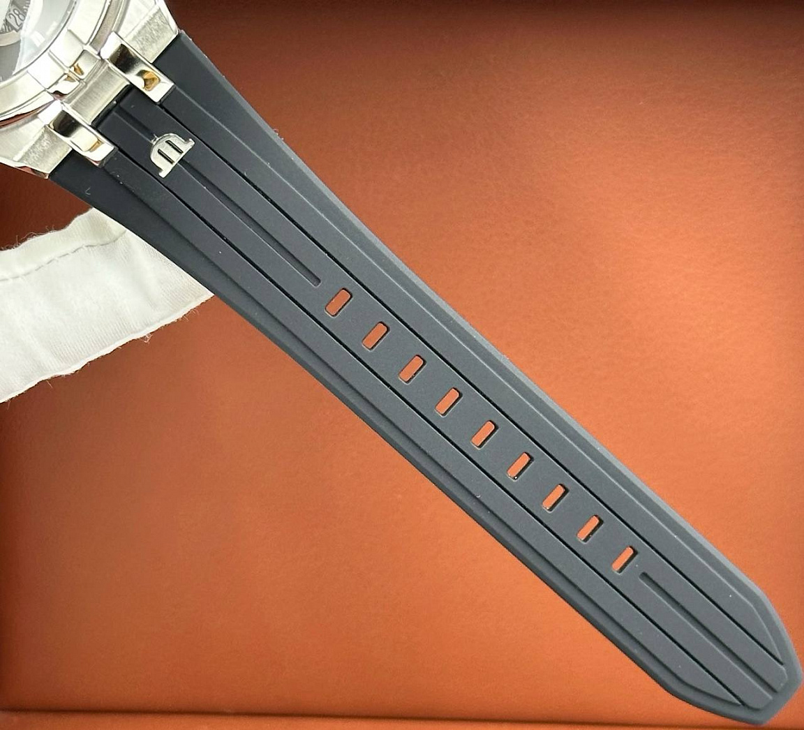 Популярные часы Maurice Lacroix Watch Aikon Chronograph Mens