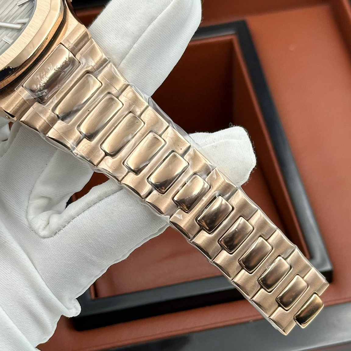 Популярные часы Patek Philippe - Nautilus