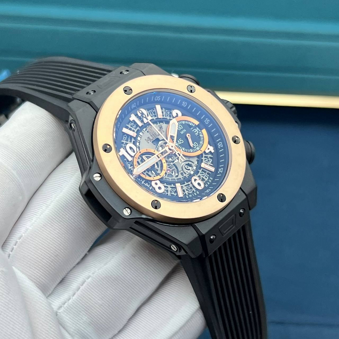 Часы Hublot Big Bang Skeleton Chronograph 49 мм: стальной корпус 316L, сапфир и скелетонированный циферблат