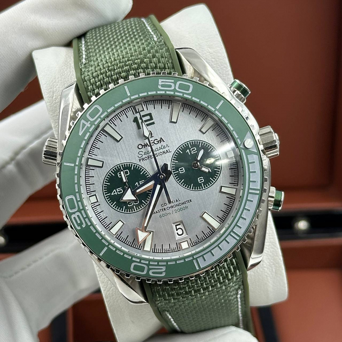 Мужские часы Omega Seamaster Planet Ocean Chronograph