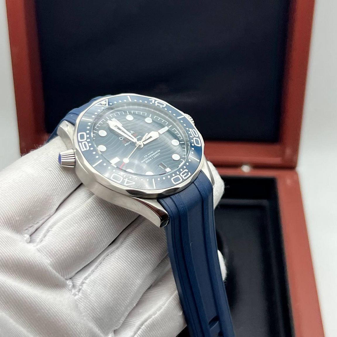 Мужские часы Omega Seamaster Diver 300м