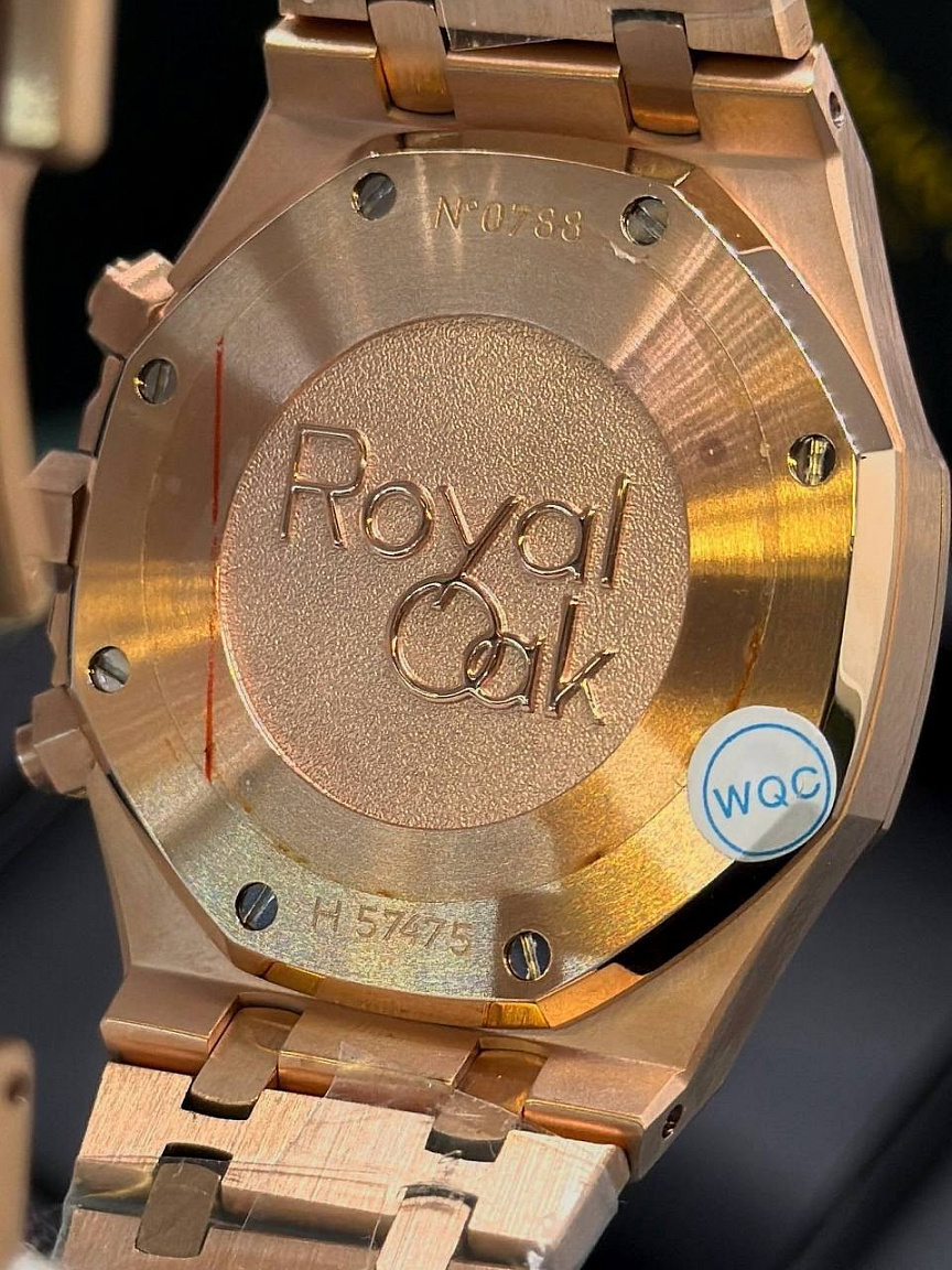 Audemars Piguet Royal Oak Chronograph 41 мм: чёрный циферблат, кварцевый механизм, корпус и браслет из стали 316L