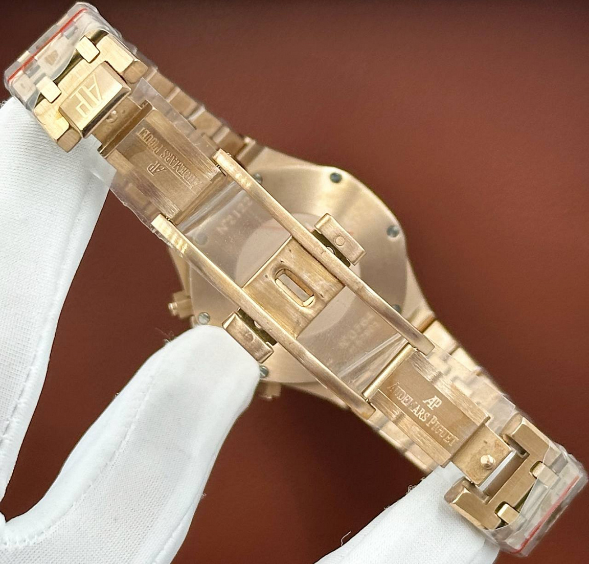 Женские часы Audemars Piguet Royal Oak Chronograph