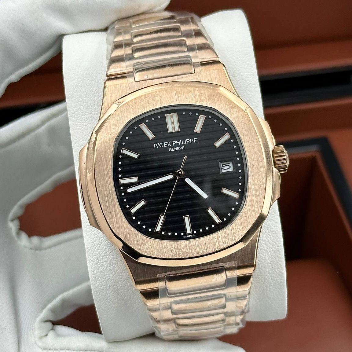 Популярные часы Patek Philippe - Nautilus