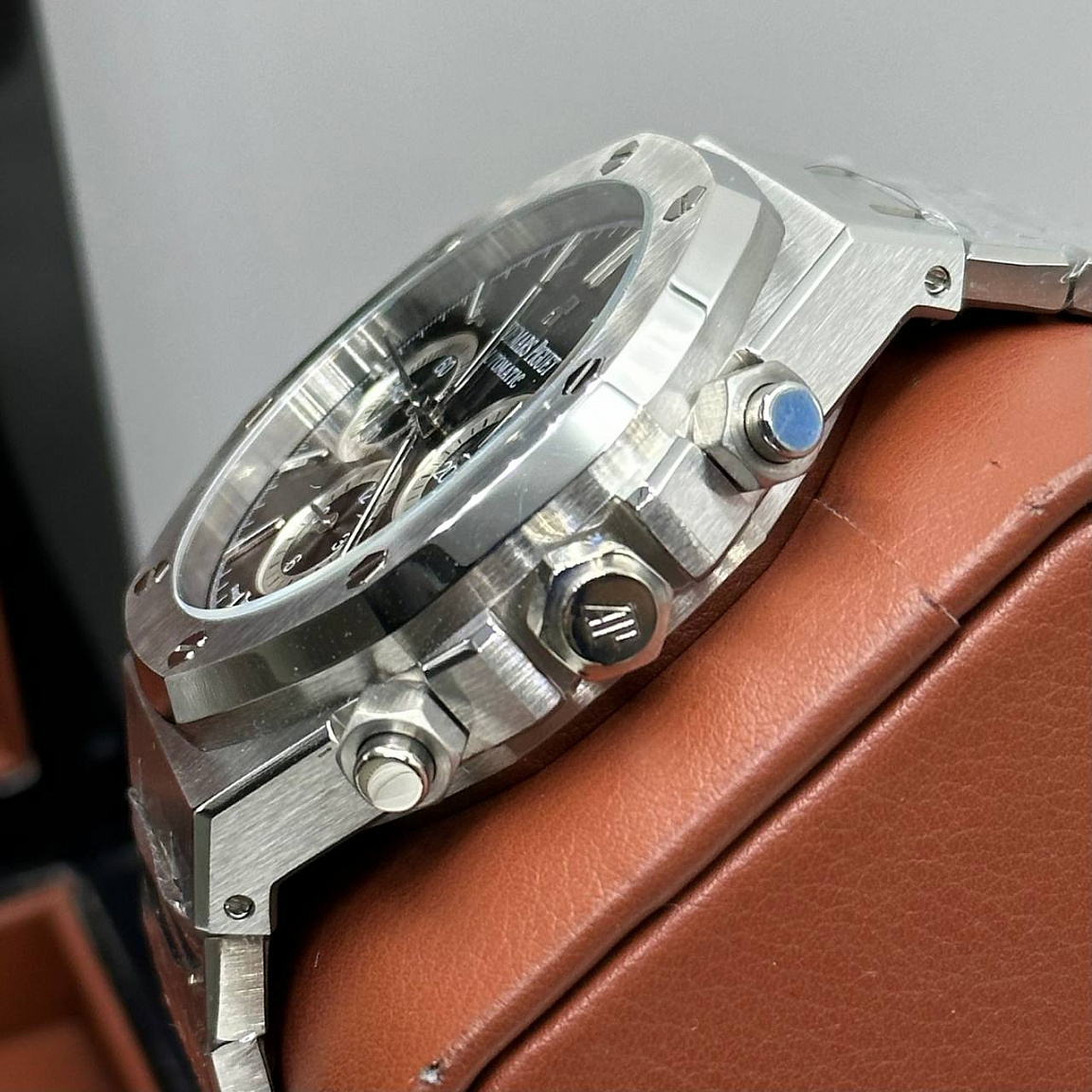 Часы Audemars Piguet Royal Oak Chronograph