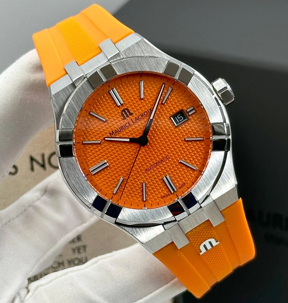 Популярные Часы Maurice Lacroix Aikon Date Automatic Limited Edition