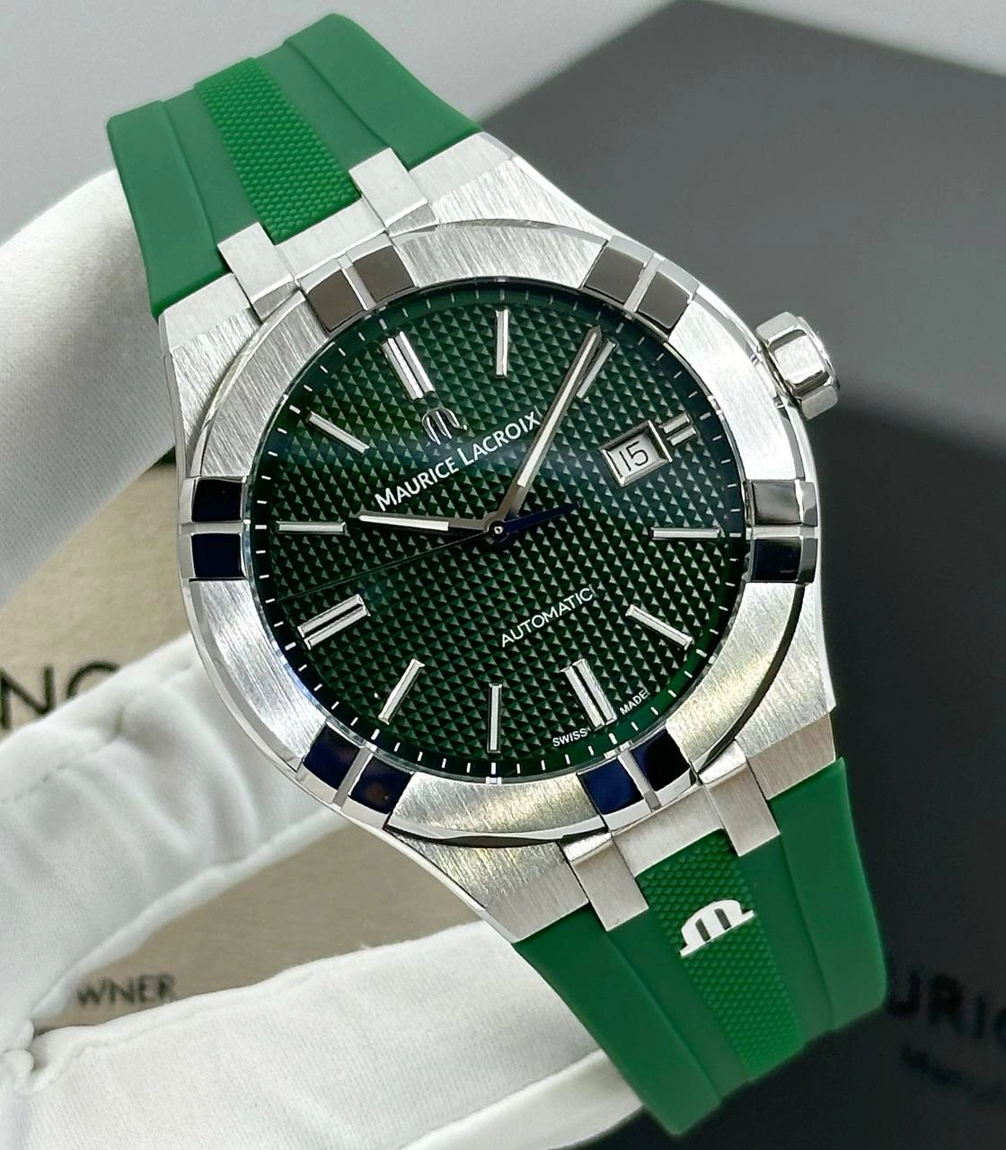 Популярные Часы Maurice Lacroix Aikon Automatic