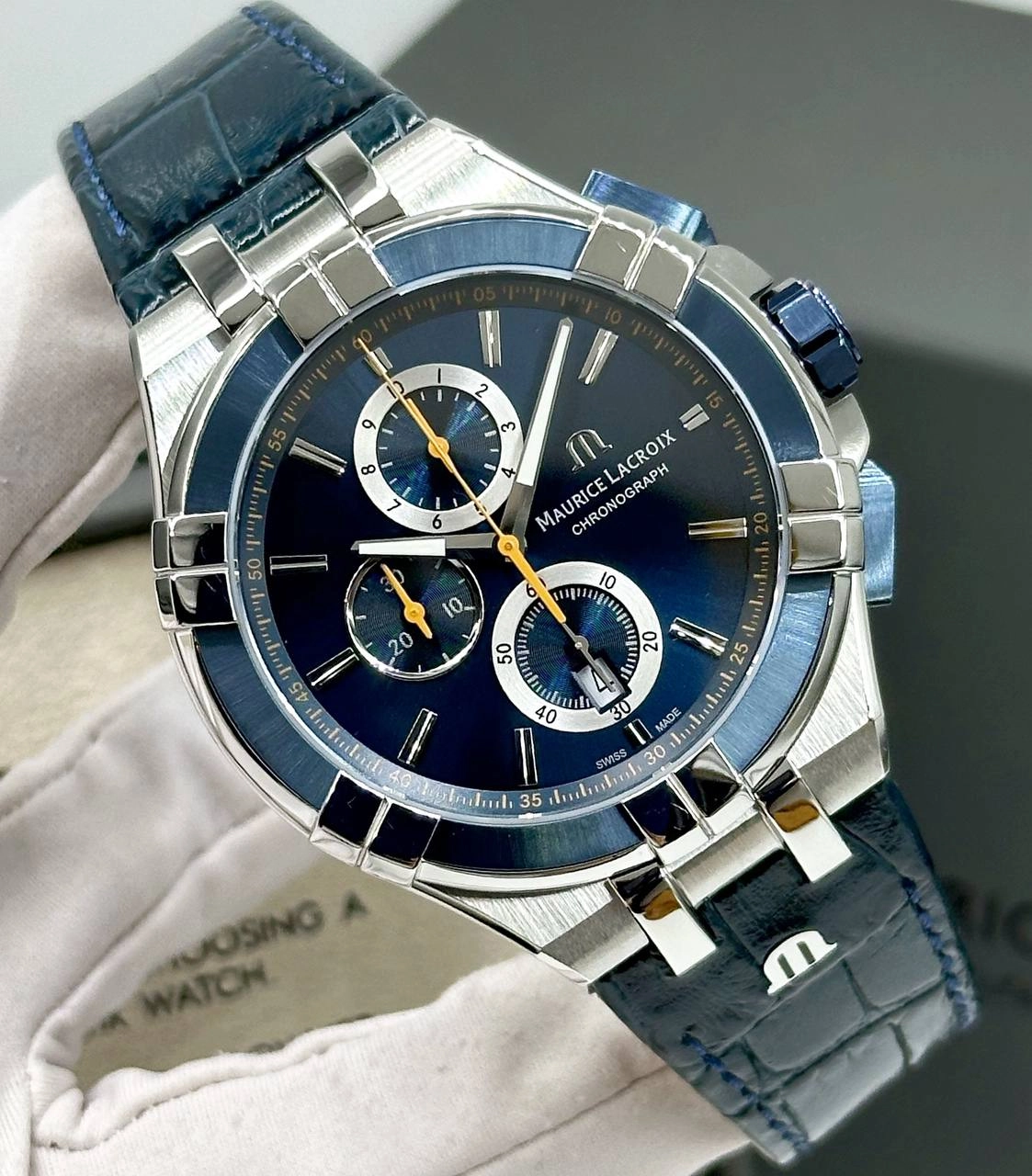 Популярные часы Maurice Lacroix Aikon Chronograph