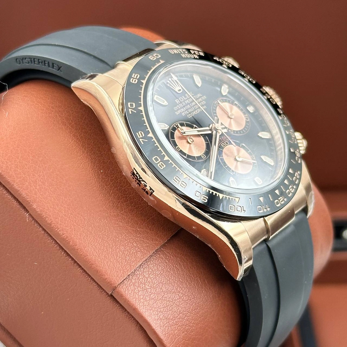Шикарные часы Rolex - Daytona