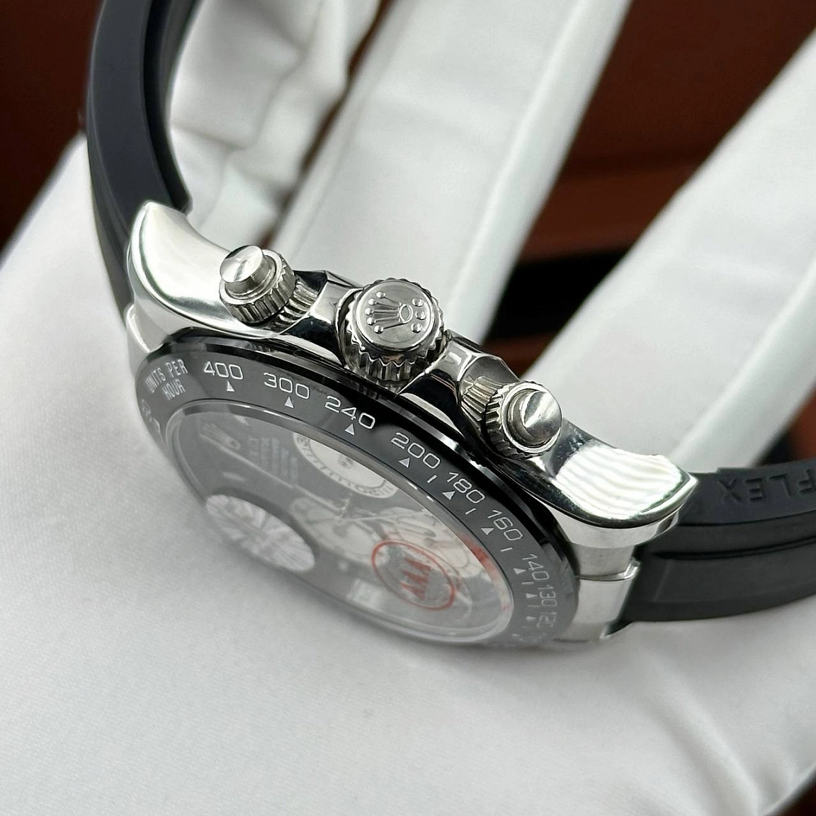 Шикарные часы Rolex - Daytona