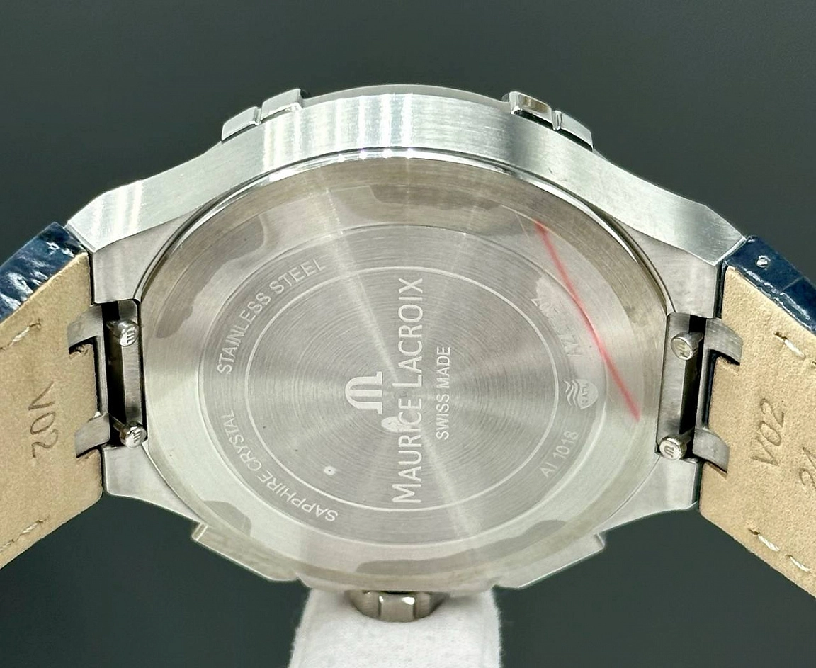 Популярные часы Maurice Lacroix Aikon Chronograph