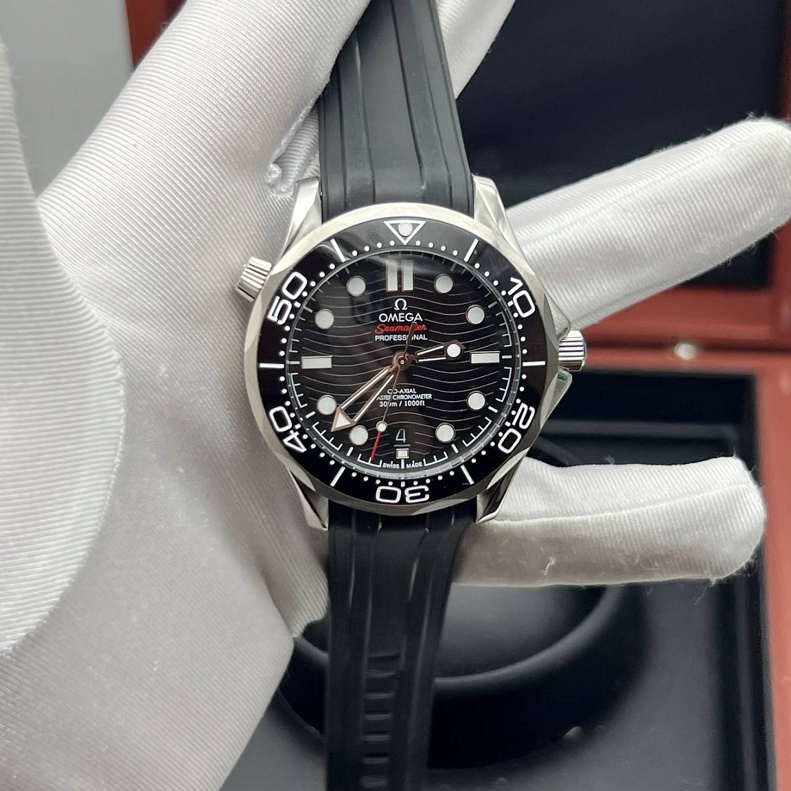 Мужские часы Omega Seamaster Diver 300м