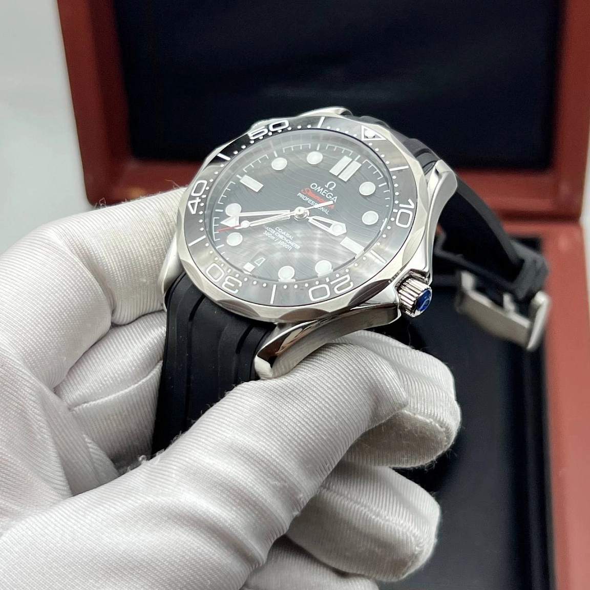 Мужские часы Omega Seamaster Diver 300м